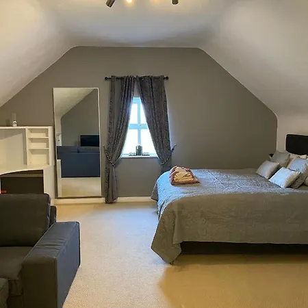 Holiday home Brookwood *