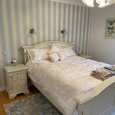 Holiday home Brookwood *