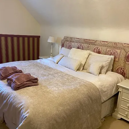 Brookwood Holiday home *
